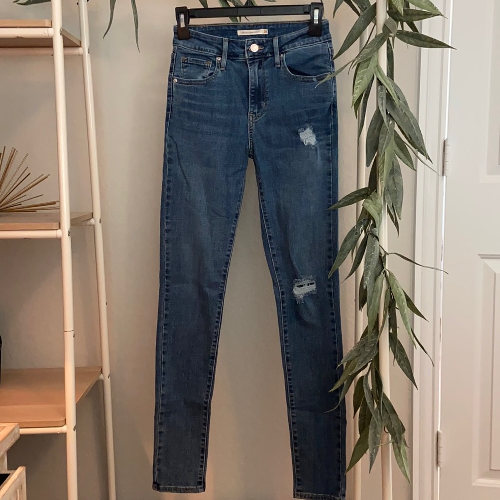 🔴SOLD🔴 Levi’s 721 jeans